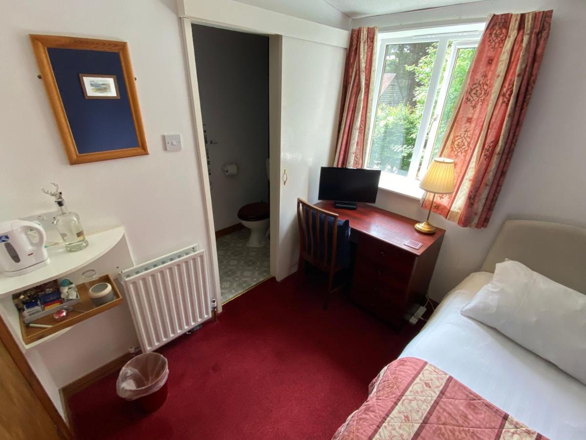 Glenan Lodge Self Catering Tomatin Eksteriør bilde
