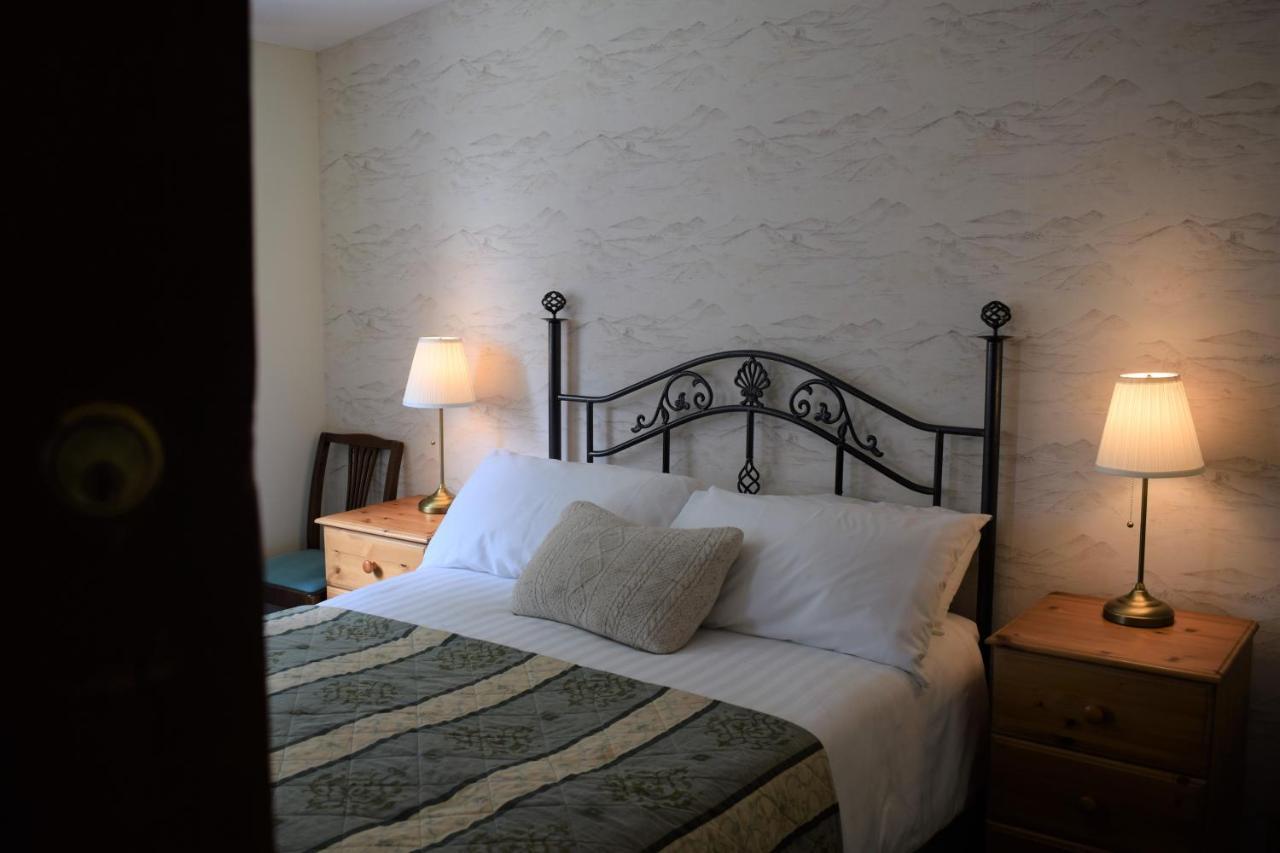 Glenan Lodge Self Catering Tomatin Eksteriør bilde